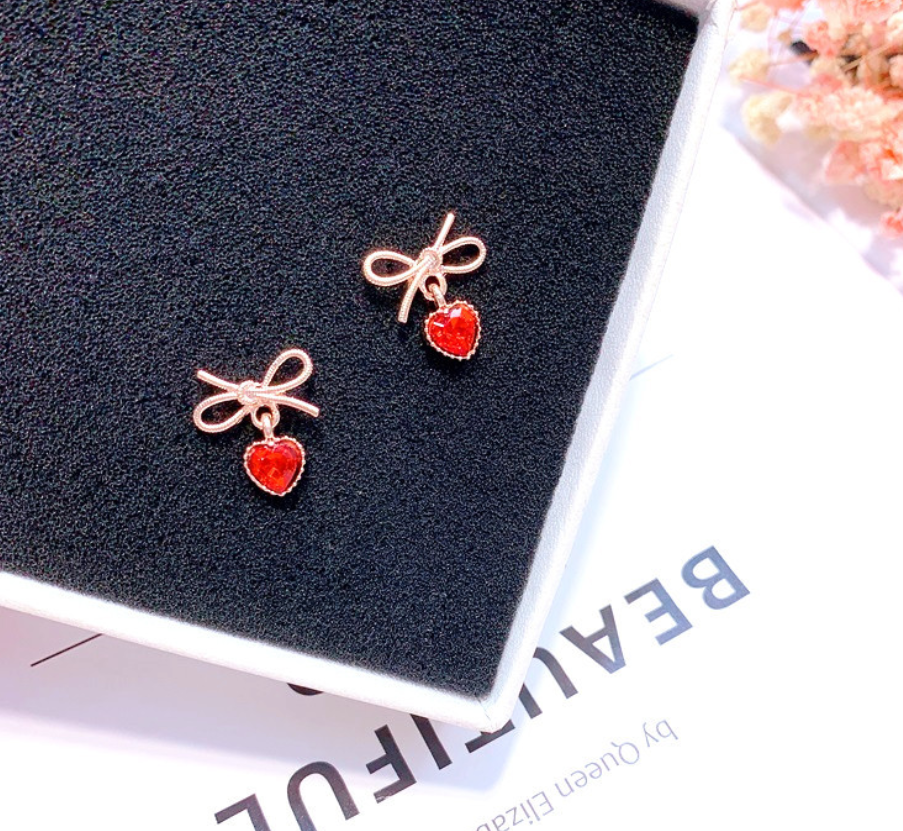 Chic Heart Bow Silver Earrings Aurexia off