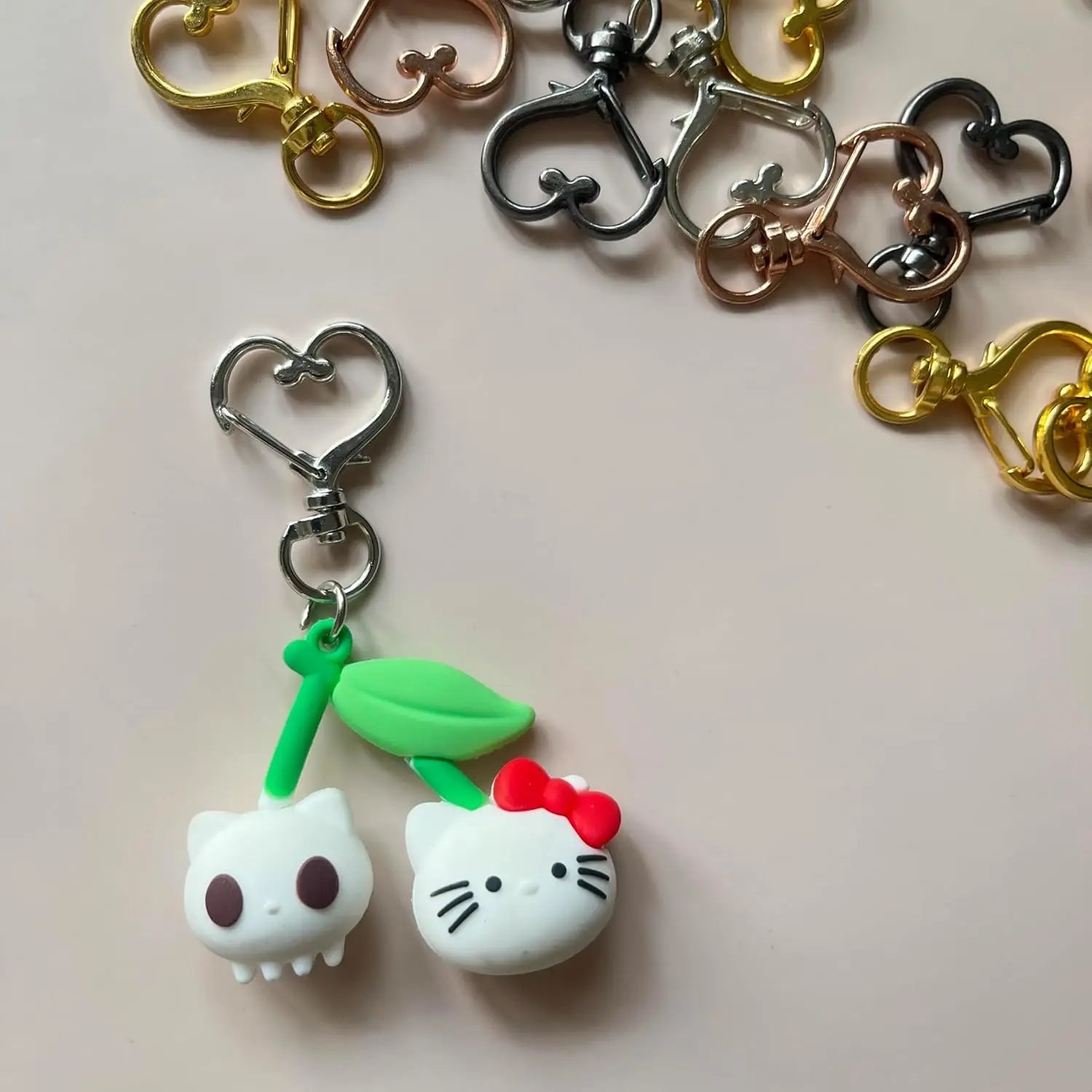 5/10/15/25/40/60Pcs Heart-Shaped Swivel Snap Hooks Metal Spring Snap Keychains Heart Clips Trigger for Lanyard Jewelry Charms Aurexia off