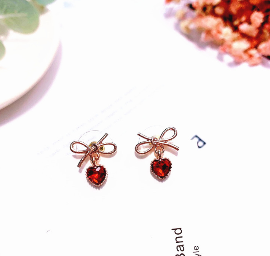 Chic Heart Bow Silver Earrings Aurexia off
