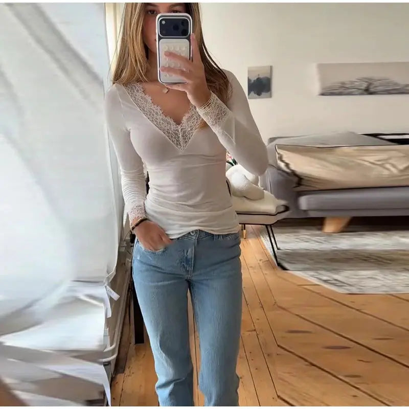 2026 Spring/Autumn Lady Fashion Inner Wear Casual V Neck Lace Trim Top Women's Solid Full Sleeve Underwear Shirt for Layering Aurexia off