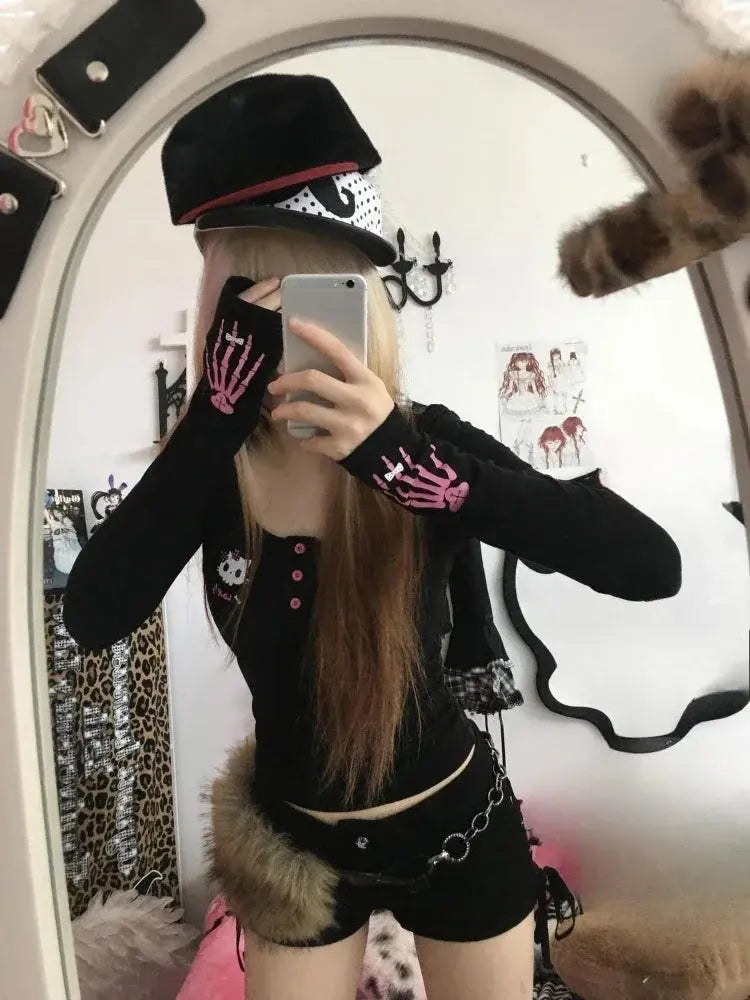 Y2K Vintage Cartoon Print T-Shirt Women 2025, Punk Streetwear Harajuku Bodycon Tee for Autumn Aurexia off