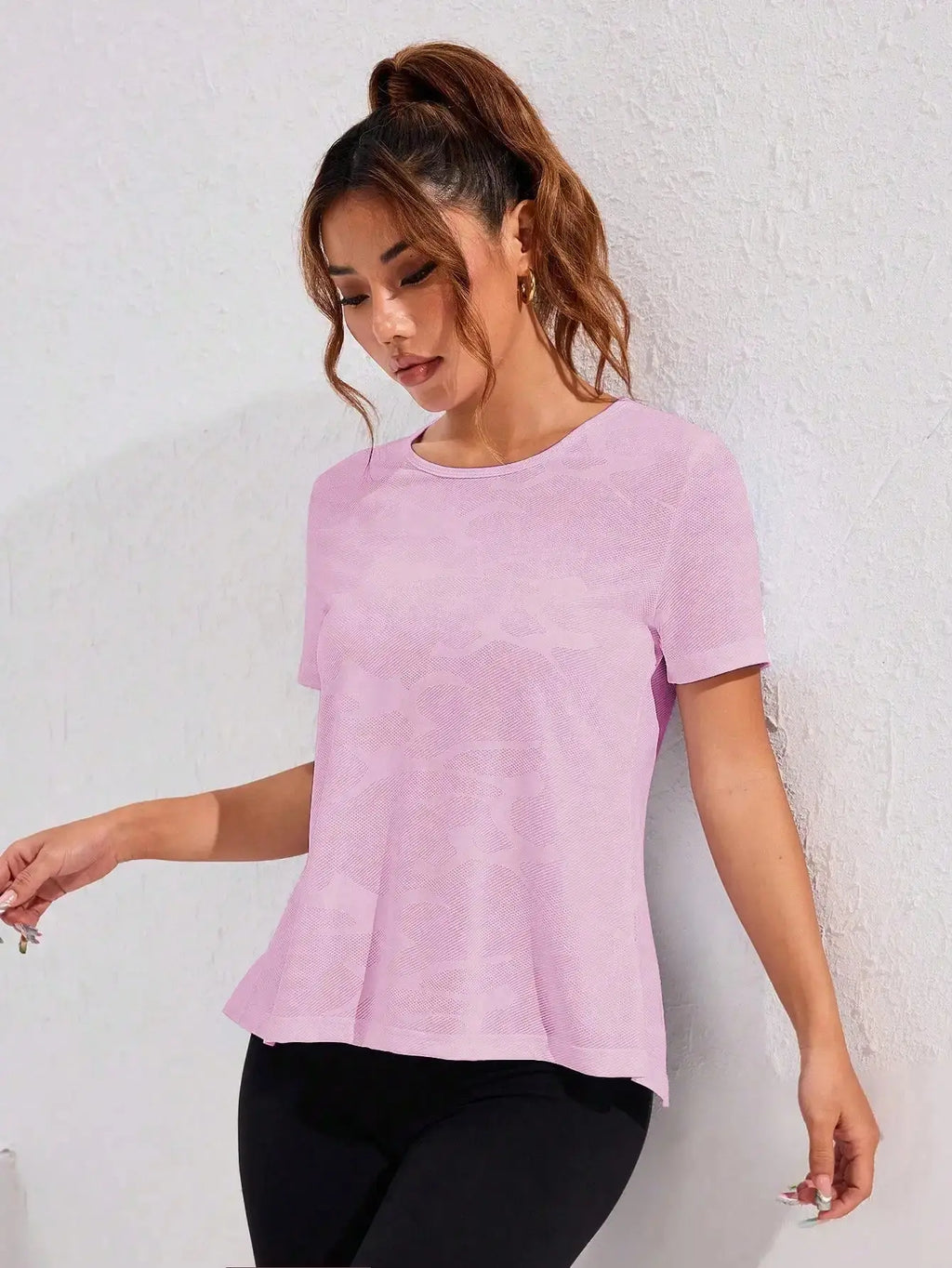 2pcs Women Sport Top With Jacquard Mesh Crossover Back Design Aurexia off