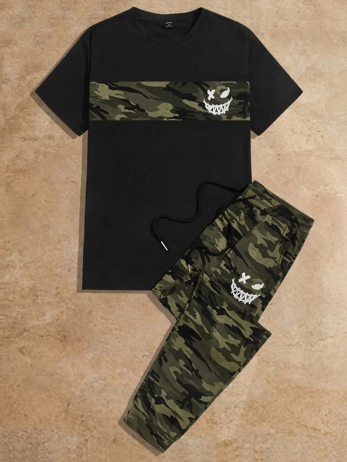 Men Colorblock Camo Print Short Sleeve Tee And Drawstring Waist Sweatpants Set Aurexia off