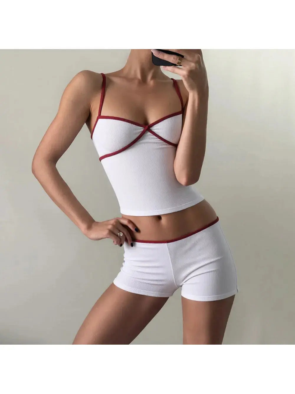 2026 new summer women's clothing pure desire spicy girl V-neck tank top contrasting color casual simple versatile shorts set INS Aurexia off