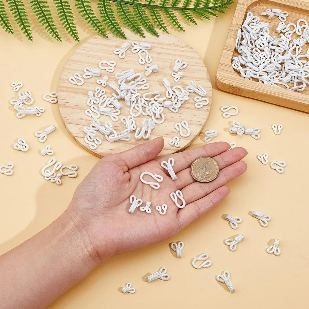 80Pcs 4 Sizes Covered Sewing Hooks and Eye Closure White Sewing Hidden Hook for Clothing Bra Thick Leather deep Pile Fabrics Aurexia off