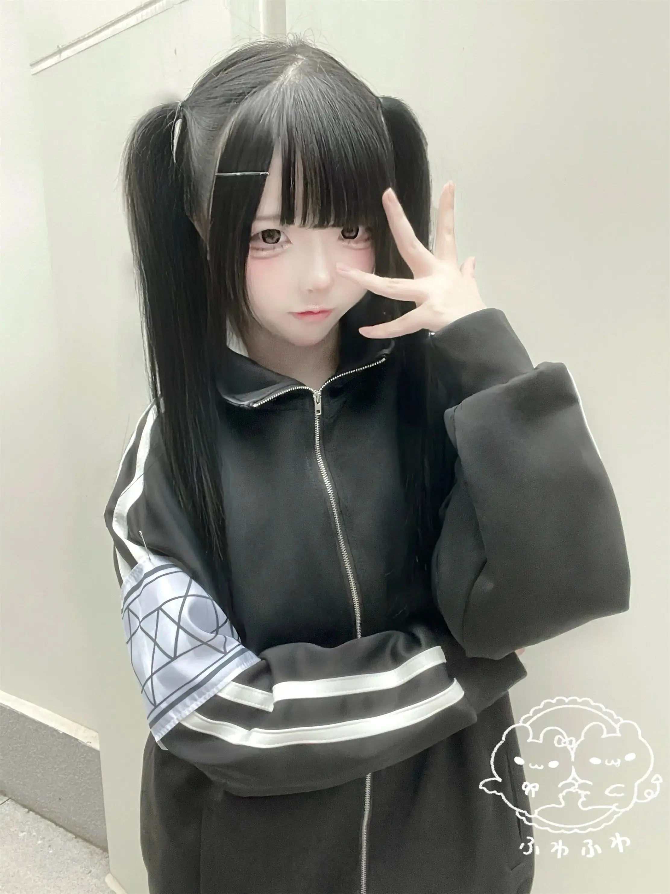 Japanese Students Daily Leisure Loose Sports Jacket Trousers Women's Subculture Y2k Black and White Sweet Spring Sweet Suit Aurexia off