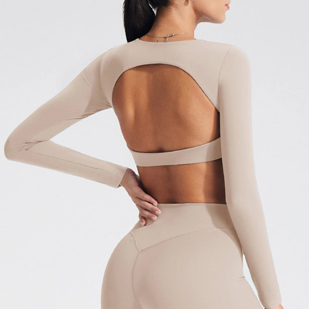 Women's long-sleeved yoga top with built-in breast pads, breathable and comfortable, suitable for gym workouts and fitness. Aurexia off