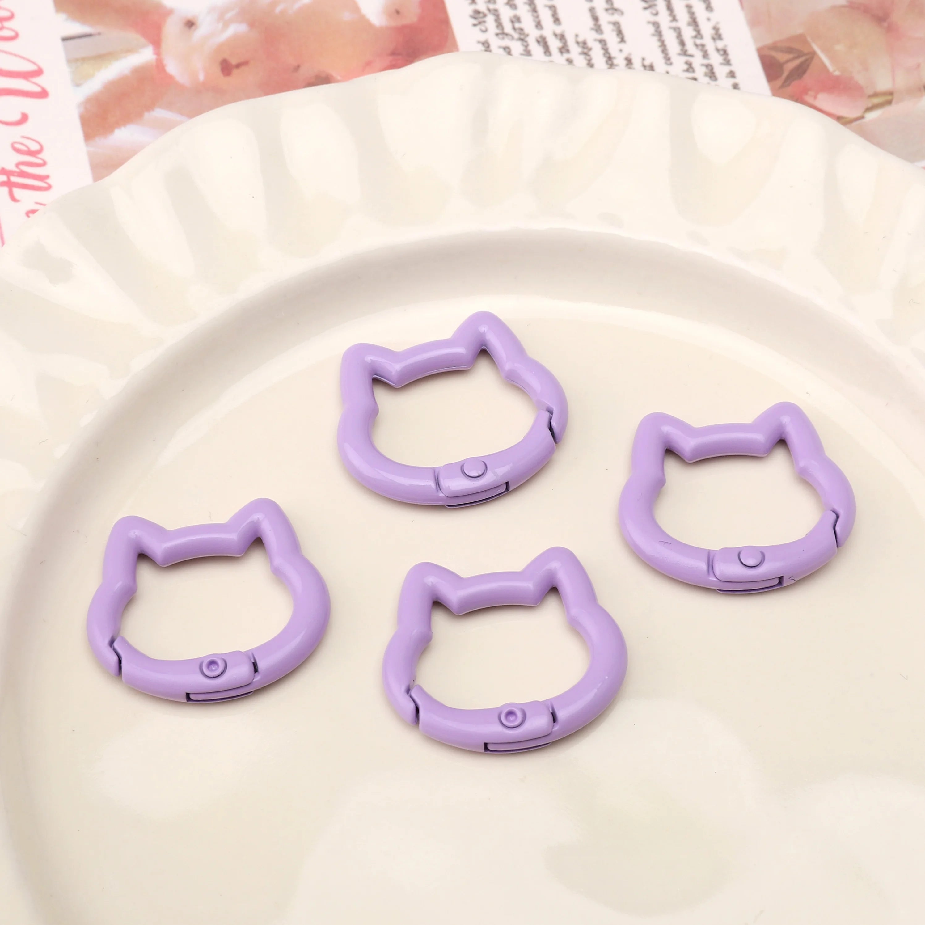 1pc/bag Alloy Spring Clasps Colorful Cute Cat Shape Spring Ring Carabiner Clips For DIY Keyring Lanyard Keychain Making Findings Aurexia off