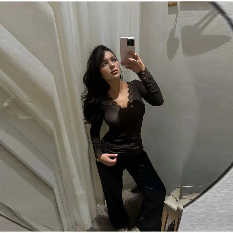 2026 Spring/Autumn Lady Fashion Inner Wear Casual V Neck Lace Trim Top Women's Solid Full Sleeve Underwear Shirt for Layering Aurexia off