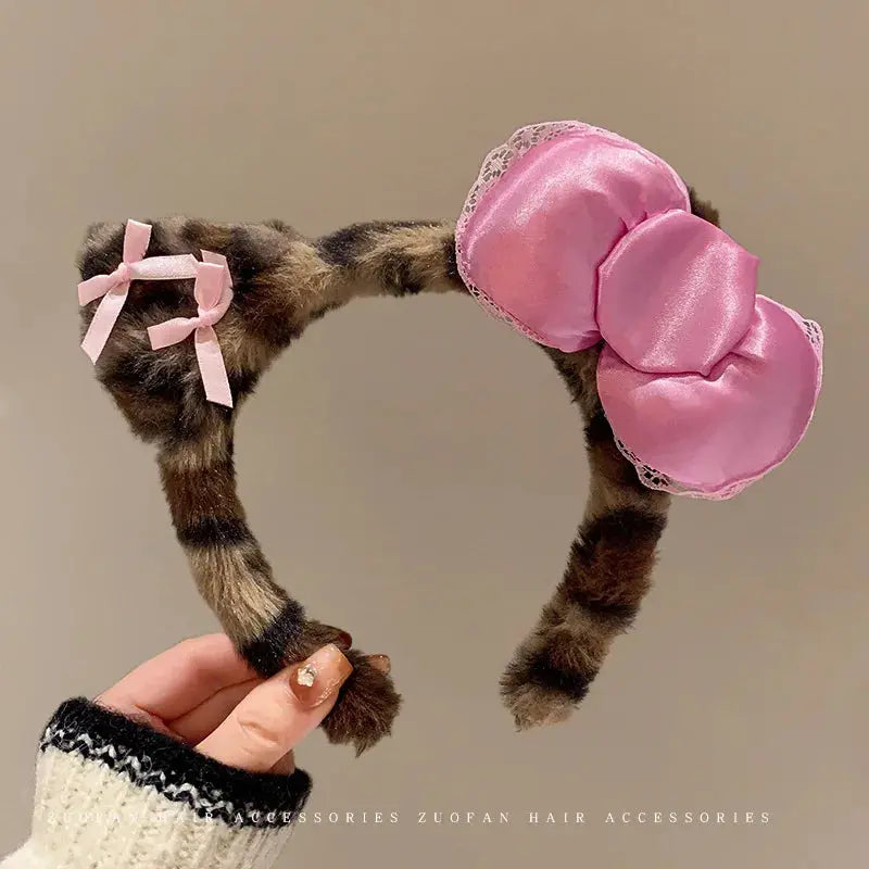 Hello Kitty Pink Bow Plush Headband  Women'S Cute and Comfortable Hair Accessory Suitable for Face Washing and Decoration Aurexia off