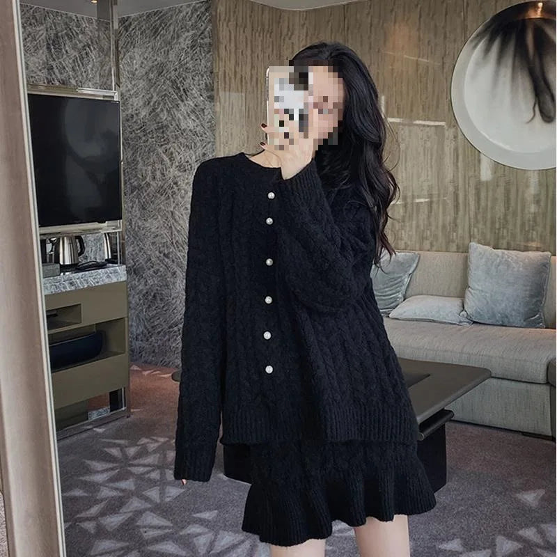 PremiumKoreanWinterStyle Set Thick Textured Knit Set Cozy Oversized Pullover Set Fashionable Pleated MiniSkirt Outfit Aurexia off