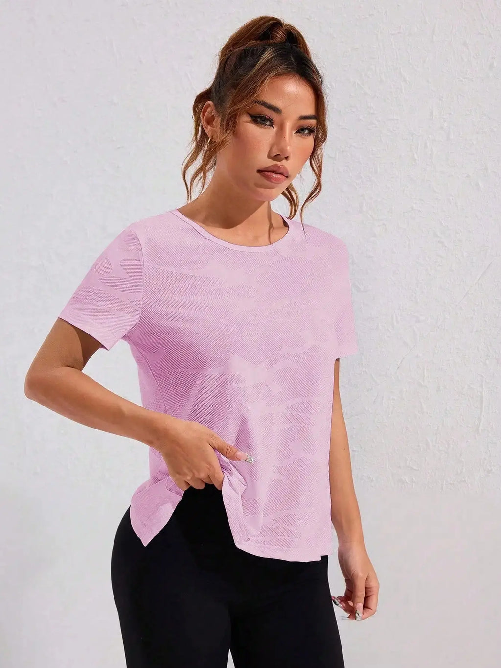 2pcs Women Sport Top With Jacquard Mesh Crossover Back Design Aurexia off